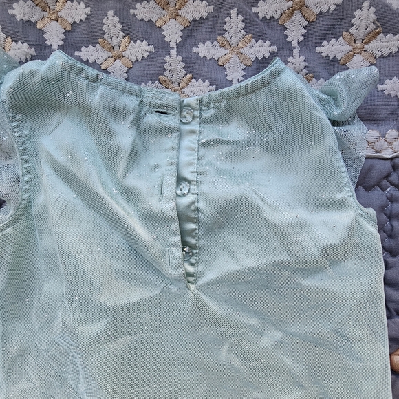 Girls Dress Bundle Size 2T - Picture 10 of 10